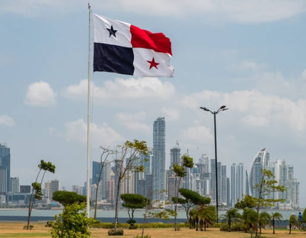 Spanish-panama-min